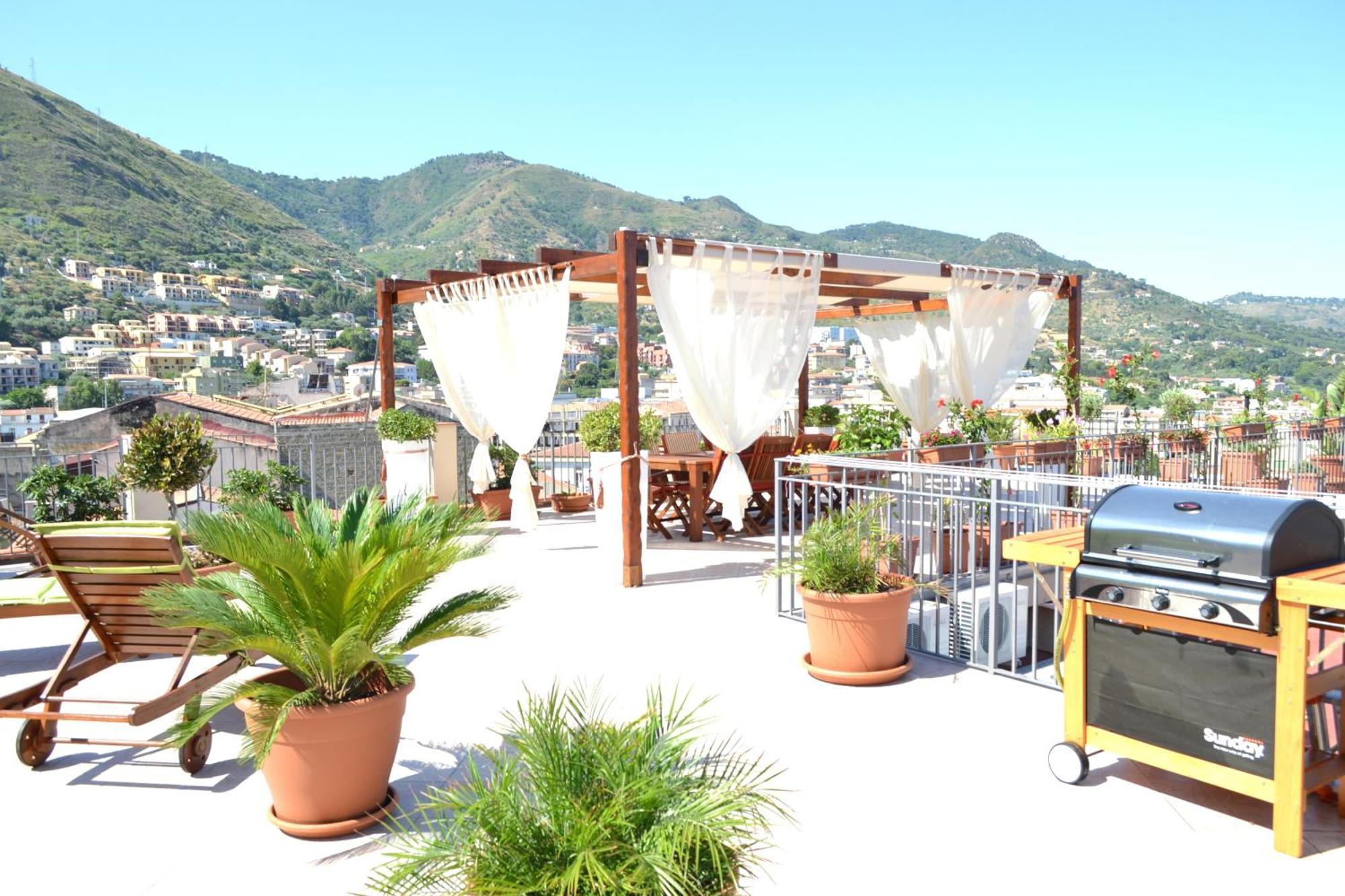 Scirocco Bed & Breakfast Cefalu Bagian luar foto