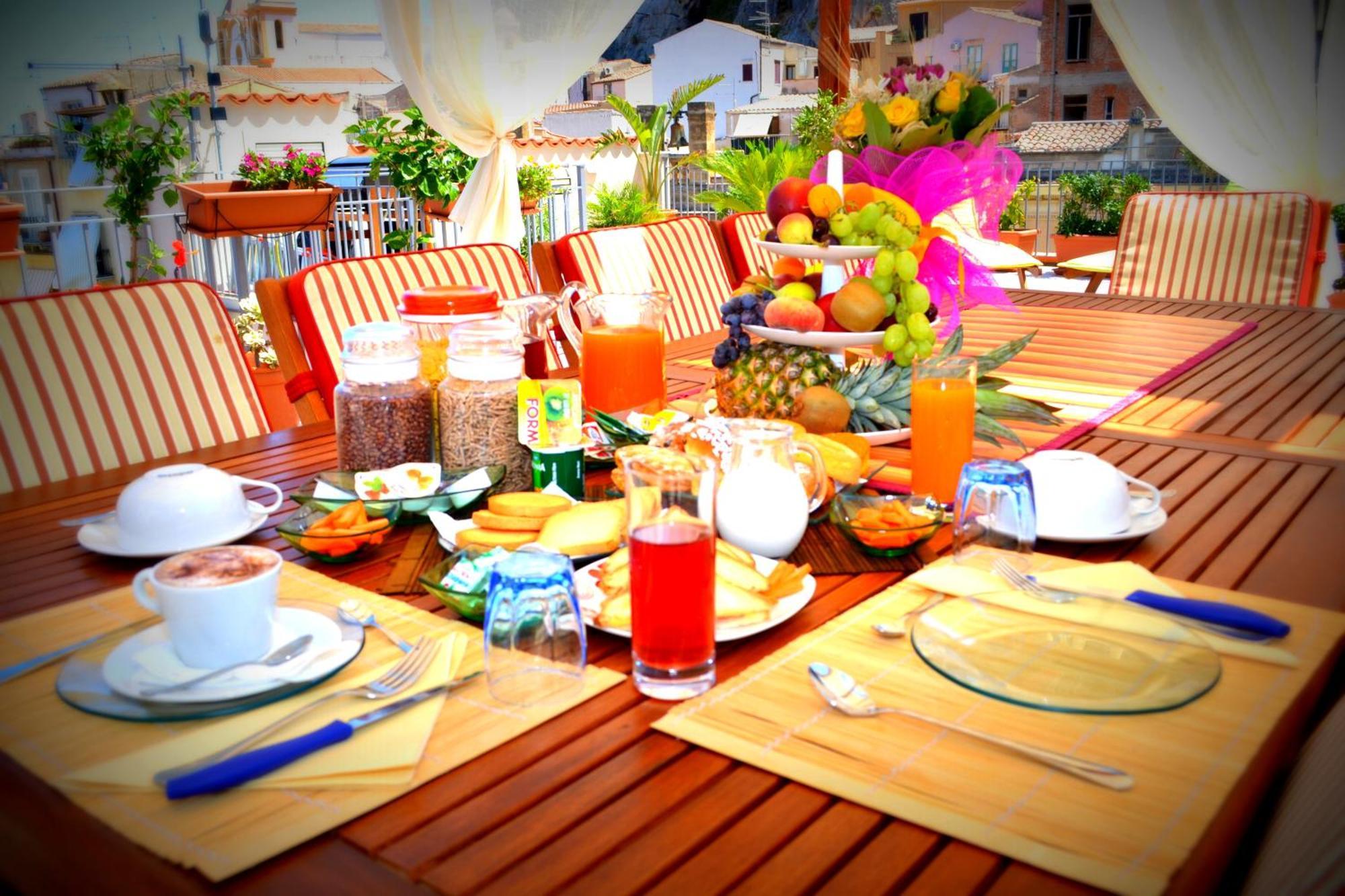 Scirocco Bed & Breakfast Cefalu Bagian luar foto